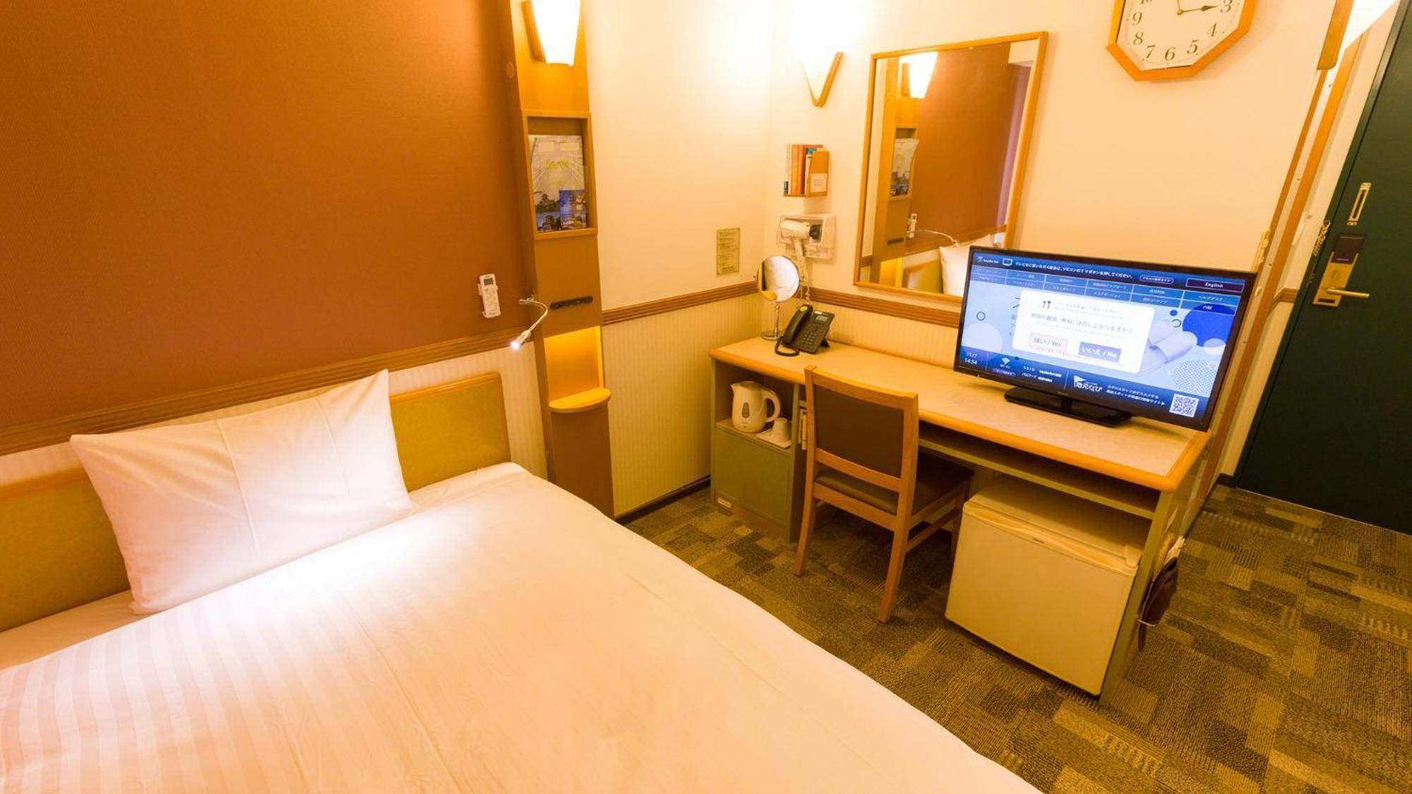 Toyoko Inn Takamatsu Hyogomachi 客房 照片
